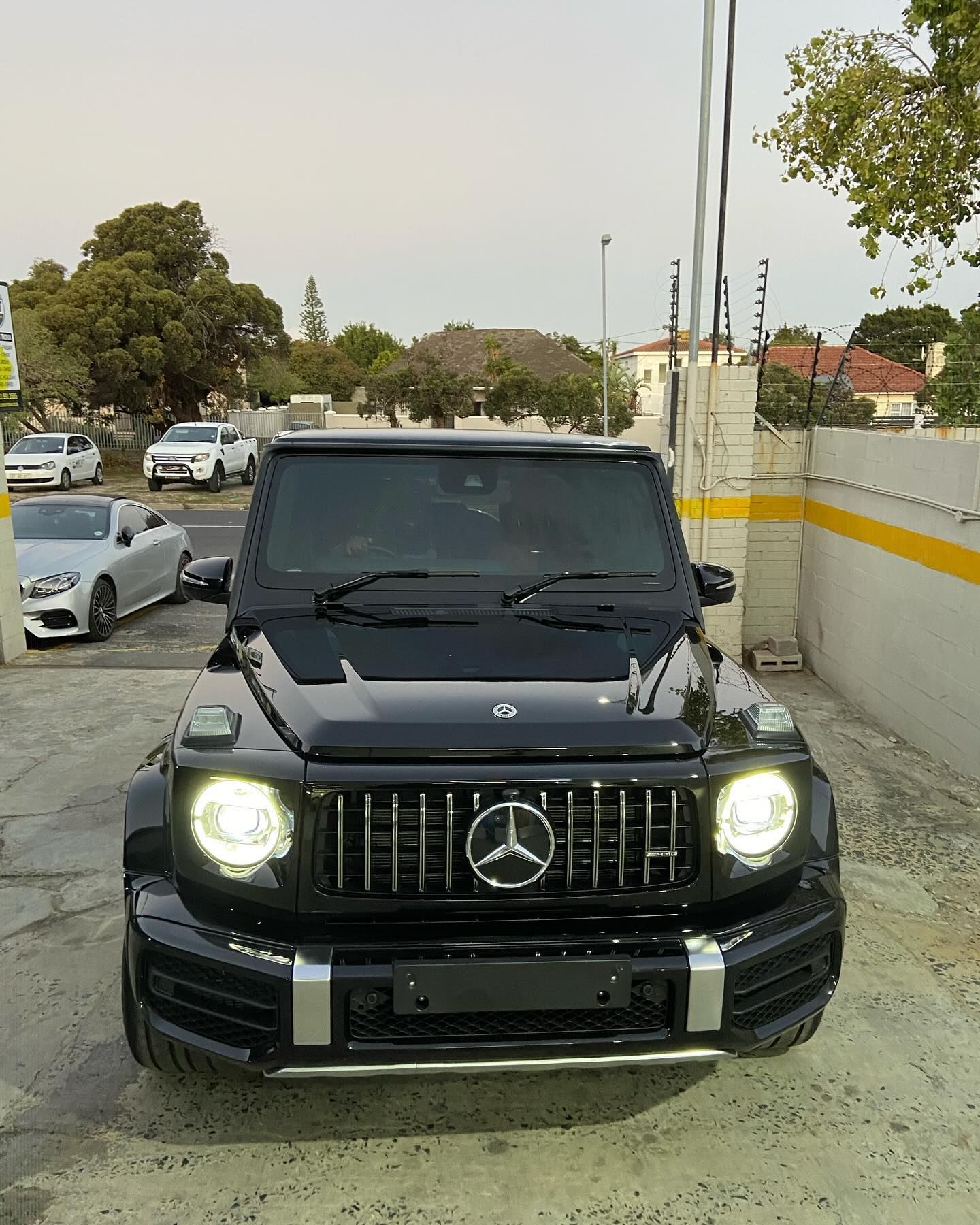 Jeep Renegade front view